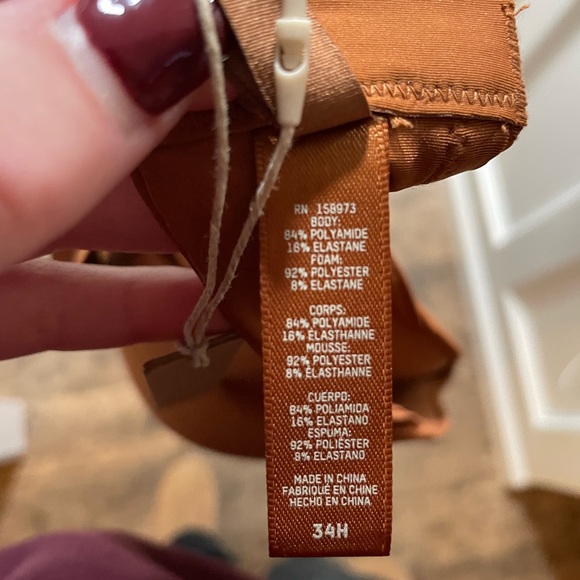 Skims Wireless Form Push-Up Plunge Bra 34H in Bronze NWT - Picture 3 of 6